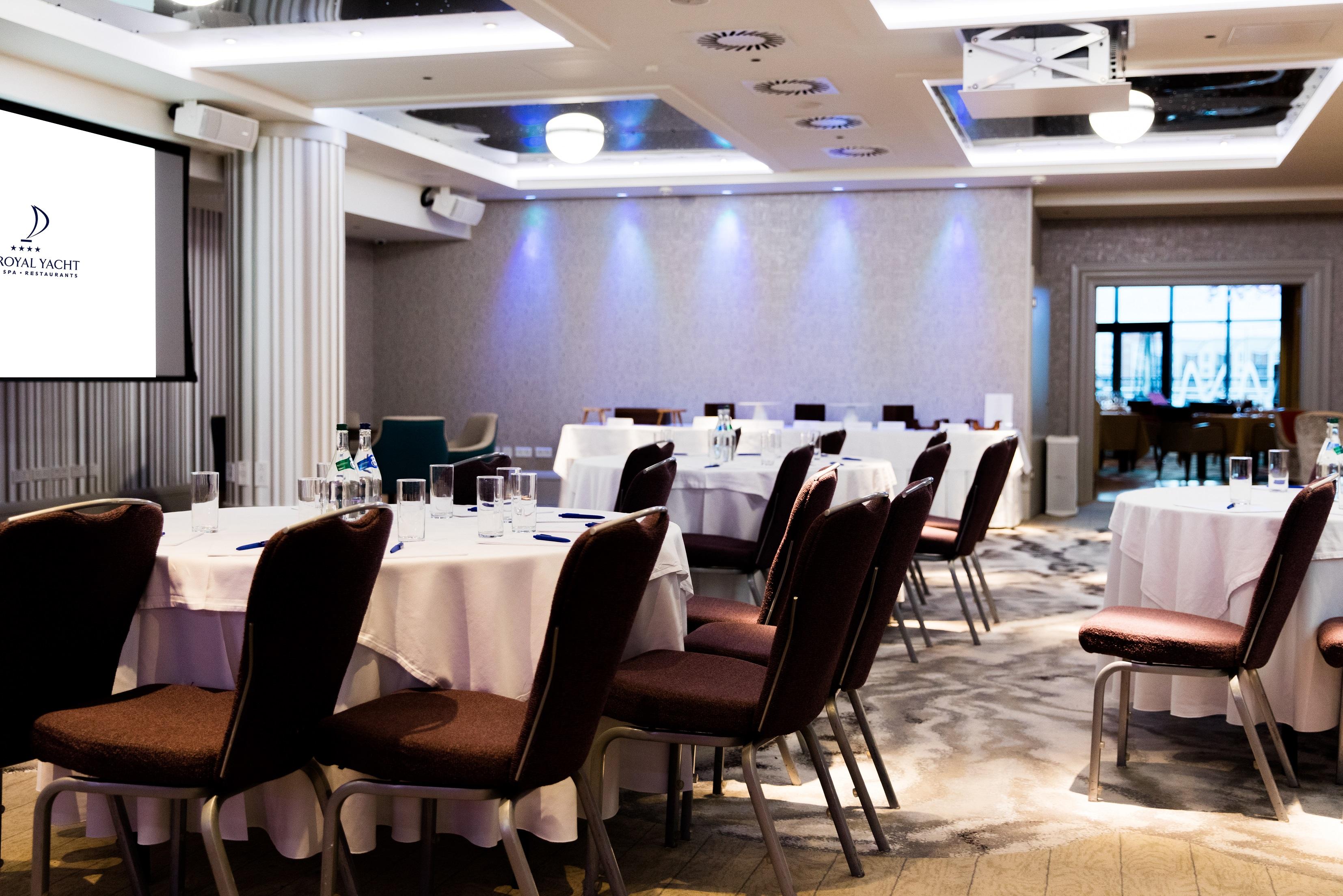 The Royal Yacht Hotel Saint Helier Bagian luar foto